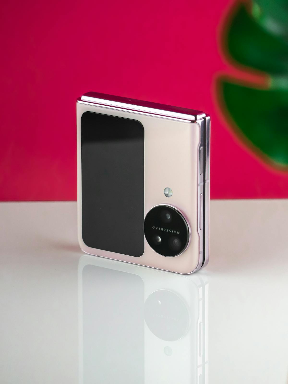 OPPO Find N foldable photo used for OPPO coverage.